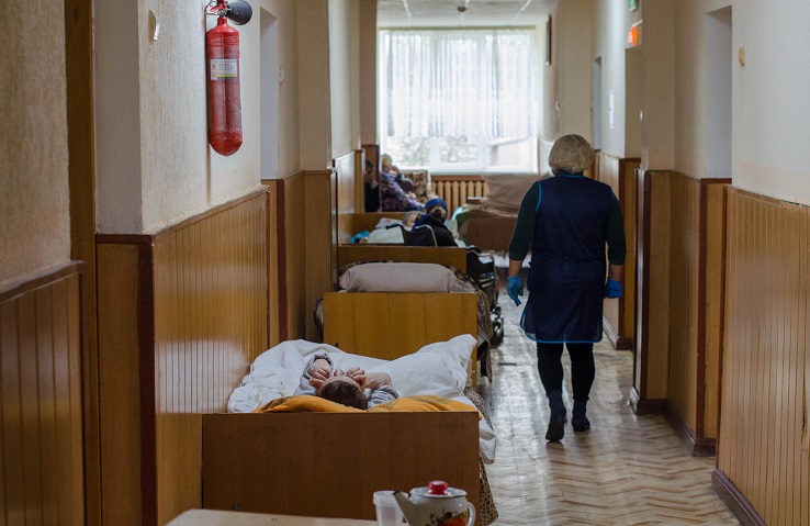 Під обстрілами очікують евакуації понад 40 спеціалізованих інтернатів