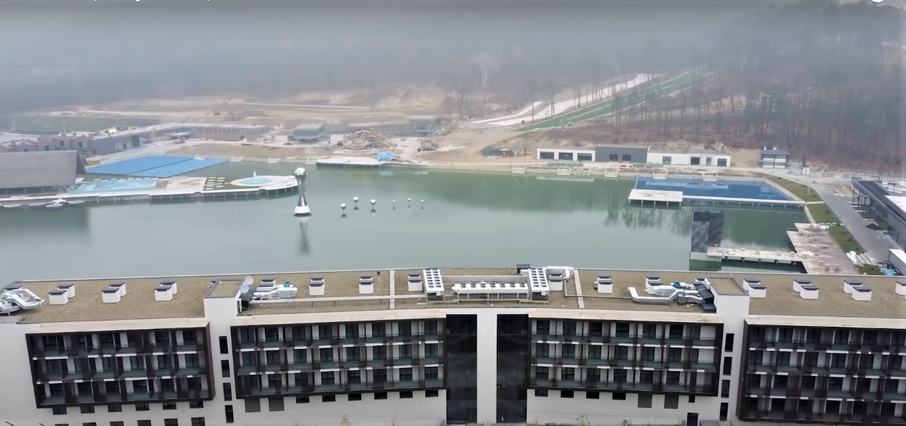 Комплекс Emily Resort відкрив понад 500 вакансій для тих, хто шукає роботу