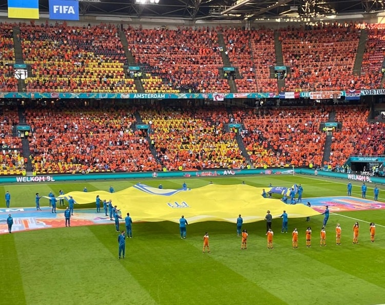 Ставки на спорт онлайн з Фаворит