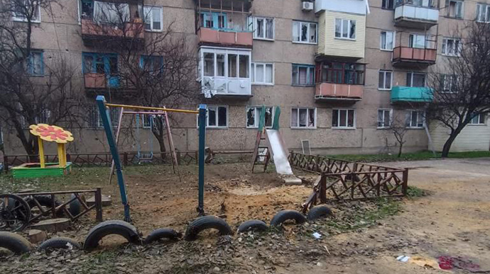 Окупанти вдарили по Кураховому на Донеччині. Є жертви