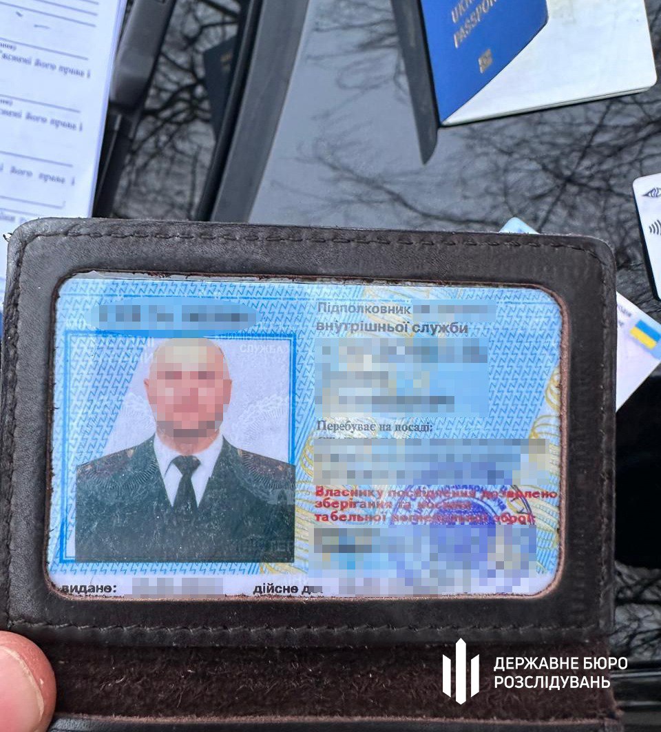 У Рівному працівник СІЗО міняв наркотики на інтимні фото арештантки