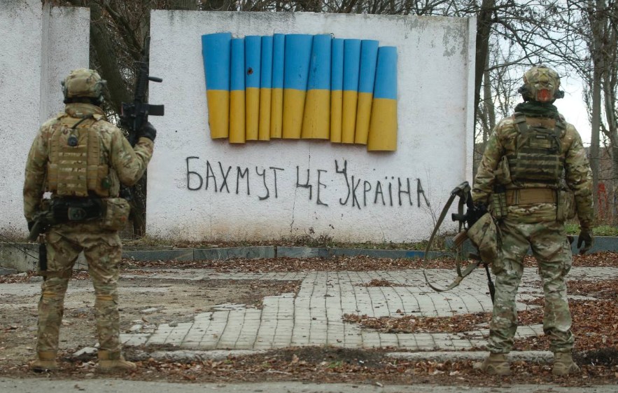 Поразка в Бахмуті може змусити Україну до неприйнятних компромісів, – Зеленський