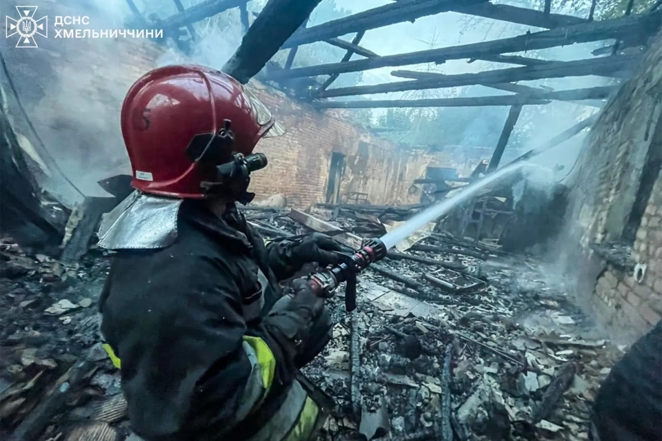 Смертельна пожежа на Хмельниччині: стали відомі подробиці