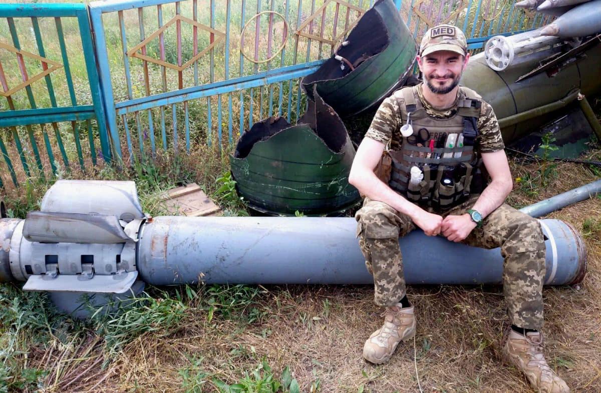 Витягнув із того світу. Медик із Закарпаття евакуював з поля бою понад 100 поранених