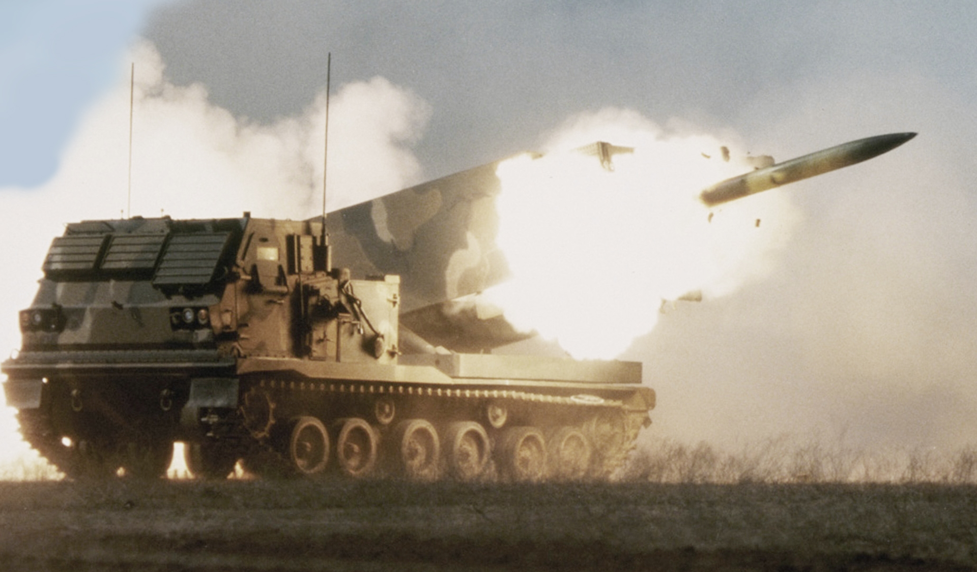 Великобританія передасть Україні американські РСЗВ дальністю 80 кілометрів