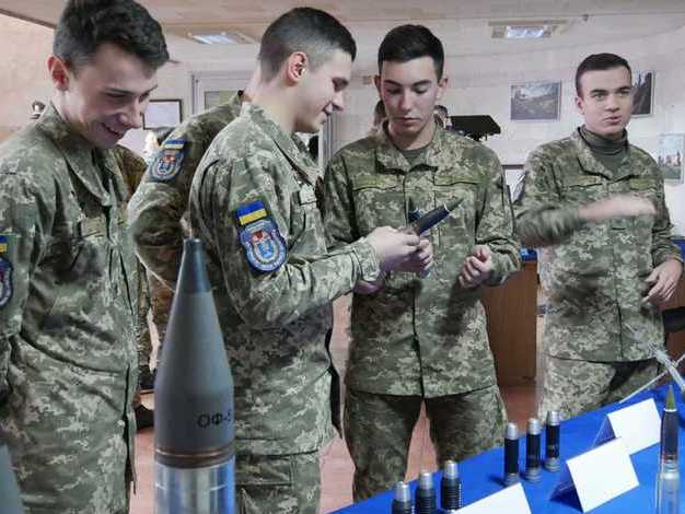 Зеленський підписав закон щодо військової освіти