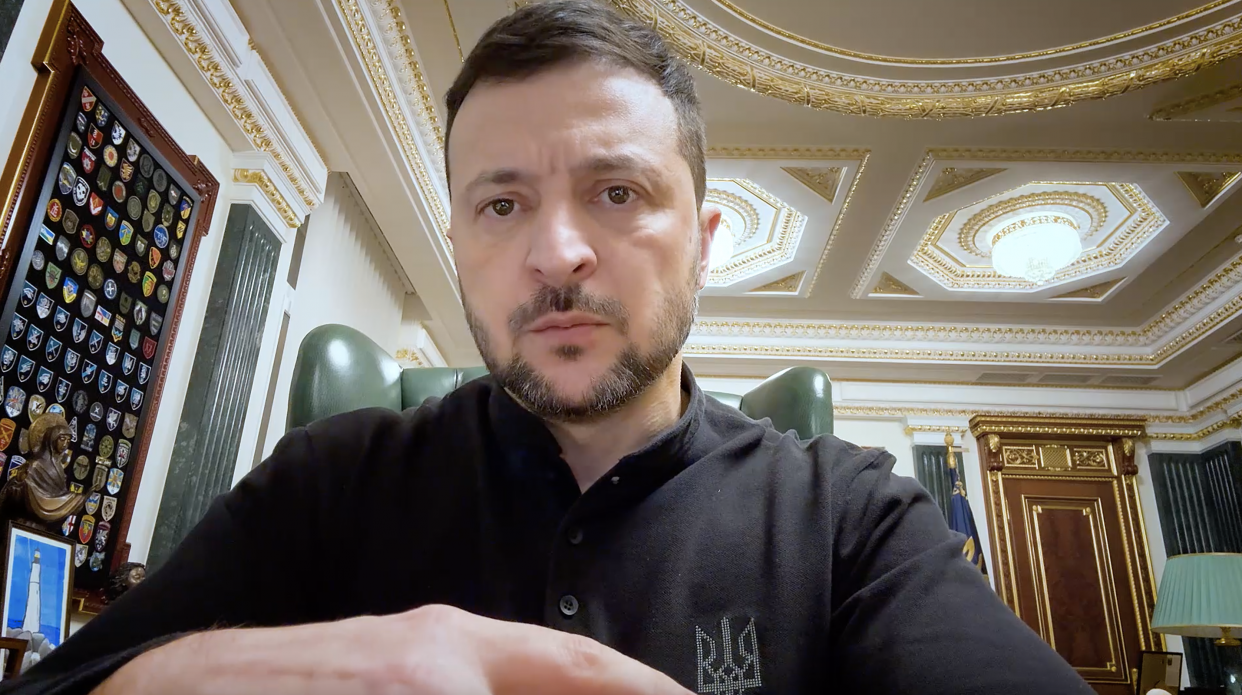 Зеленський доручив МЗС напрацювати контакти з новою владою Сирії (відео)