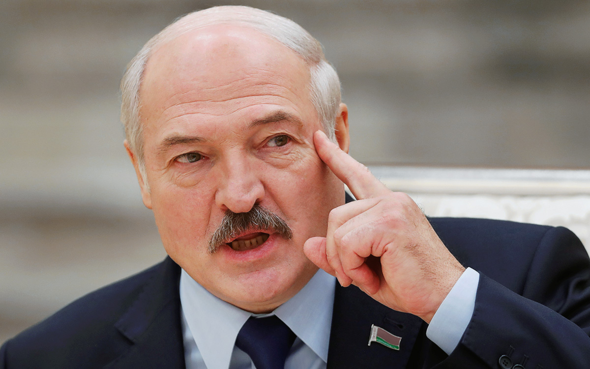 Лукашенко назвав Україну загрозою для Білорусі