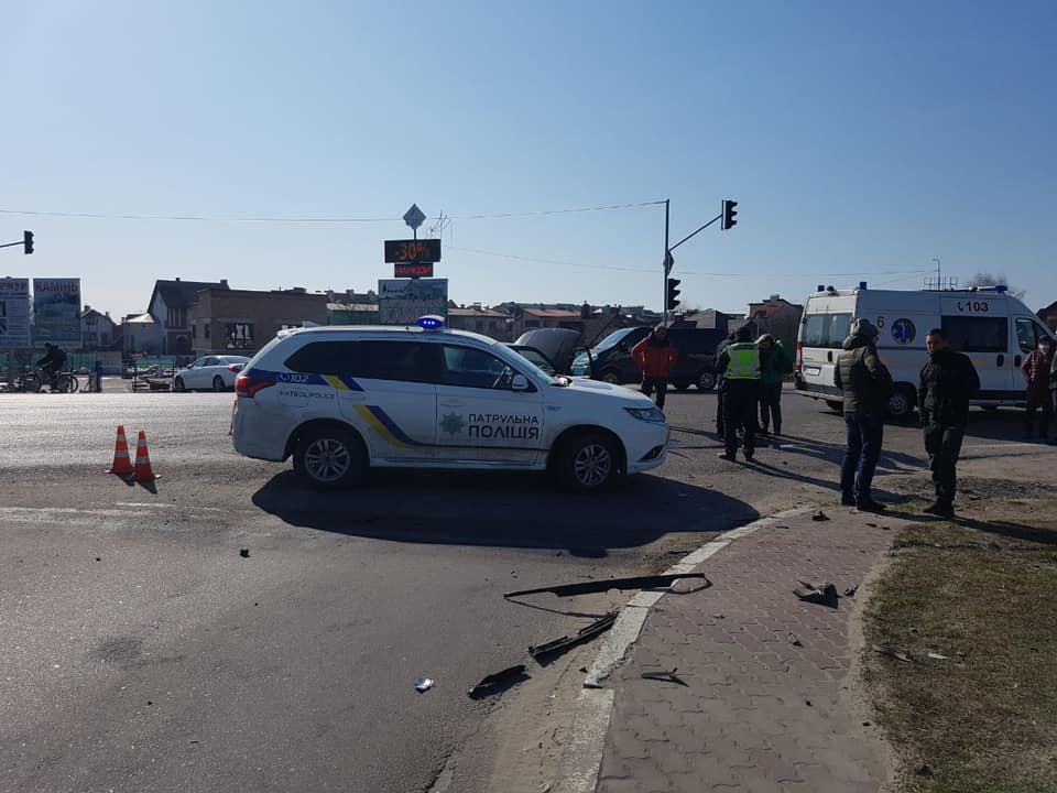 ДТП поблизу Львова. Водій «Фольксвагена» збив пішохода