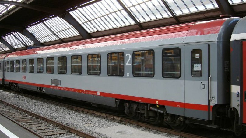Зі Львова до Варшави рушив перший потяг після 18-ти років перерви: Козицький показав відео