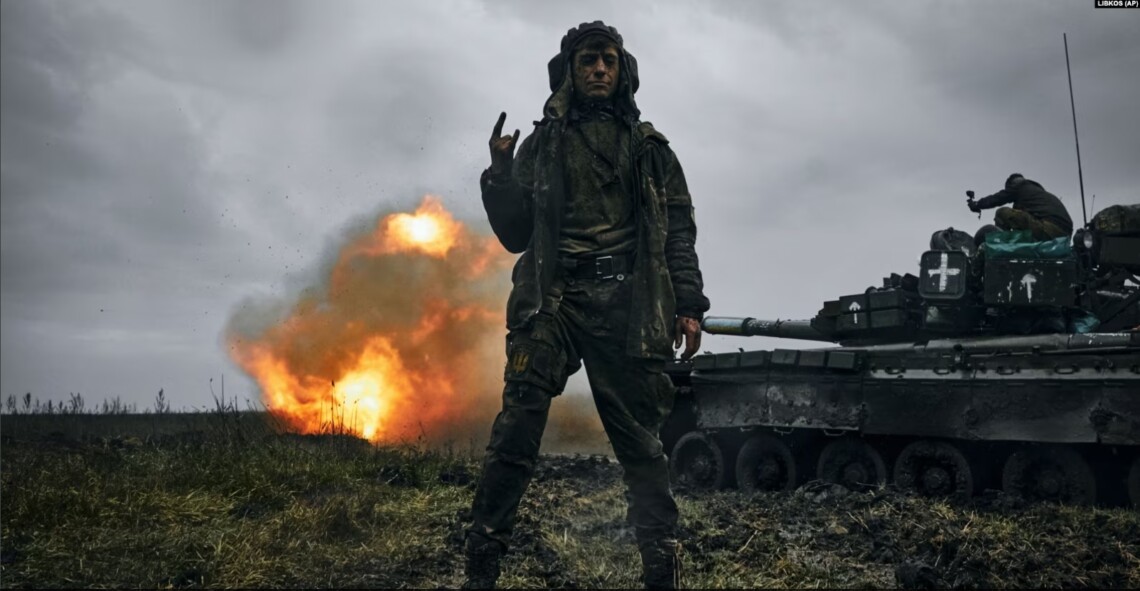 Які головні умови для перемоги у війні над Росією, – результати опитування українців