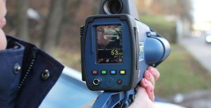 На Львівщині побільшало ділянок, де вимірюватимуть швидкість автівок приладами TruCAM