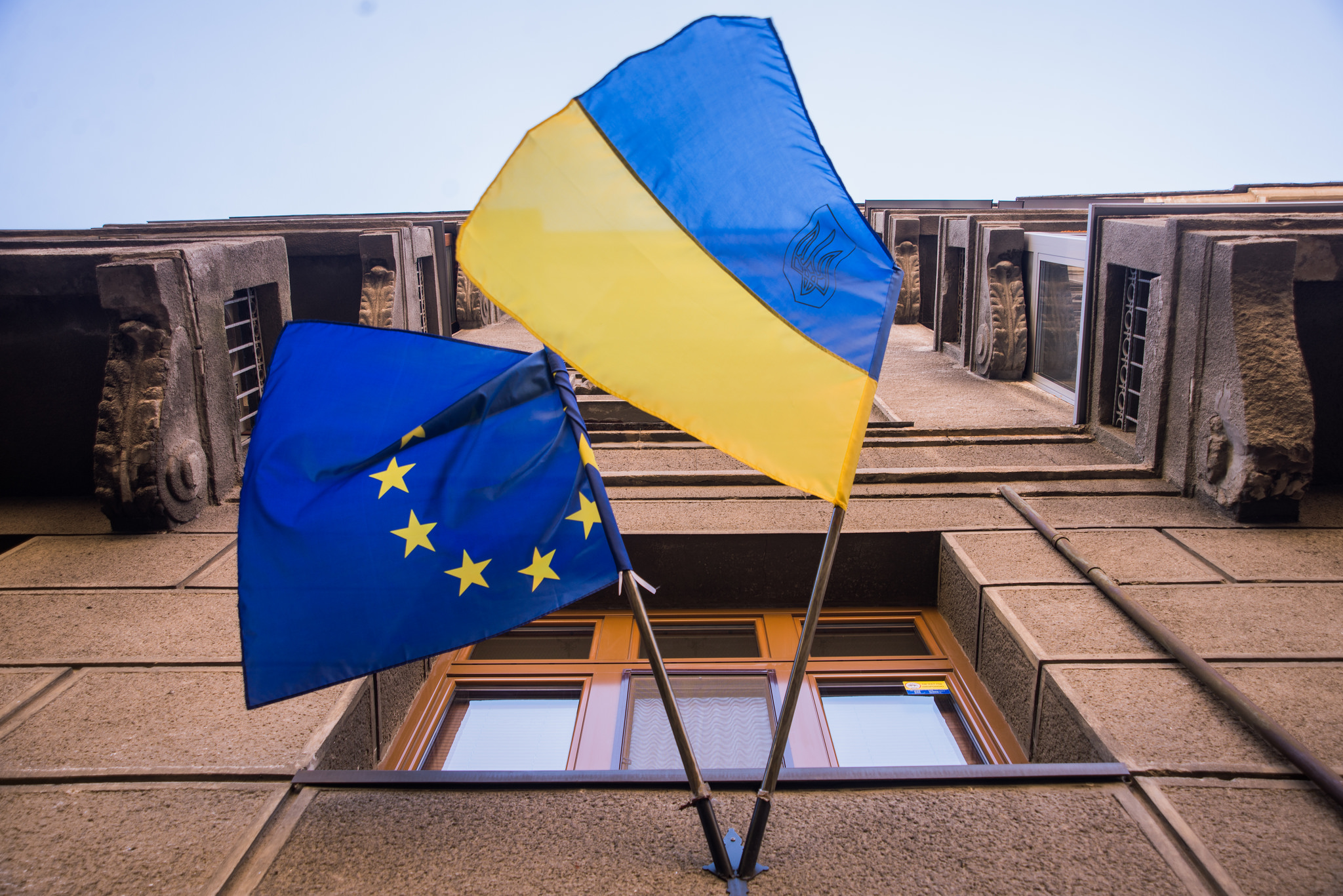 Кістка в горлі Кремля. Як Росія реагує на те, що Україна стане кандидатом у члени ЄС