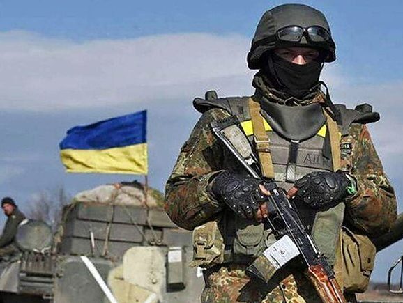 Віктор Винник і МЕРІ представили пісню «Герой»