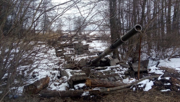 Ліквідували 960 окупантів, знищили 10 танків і літак: оновлені дані про втрати ворога