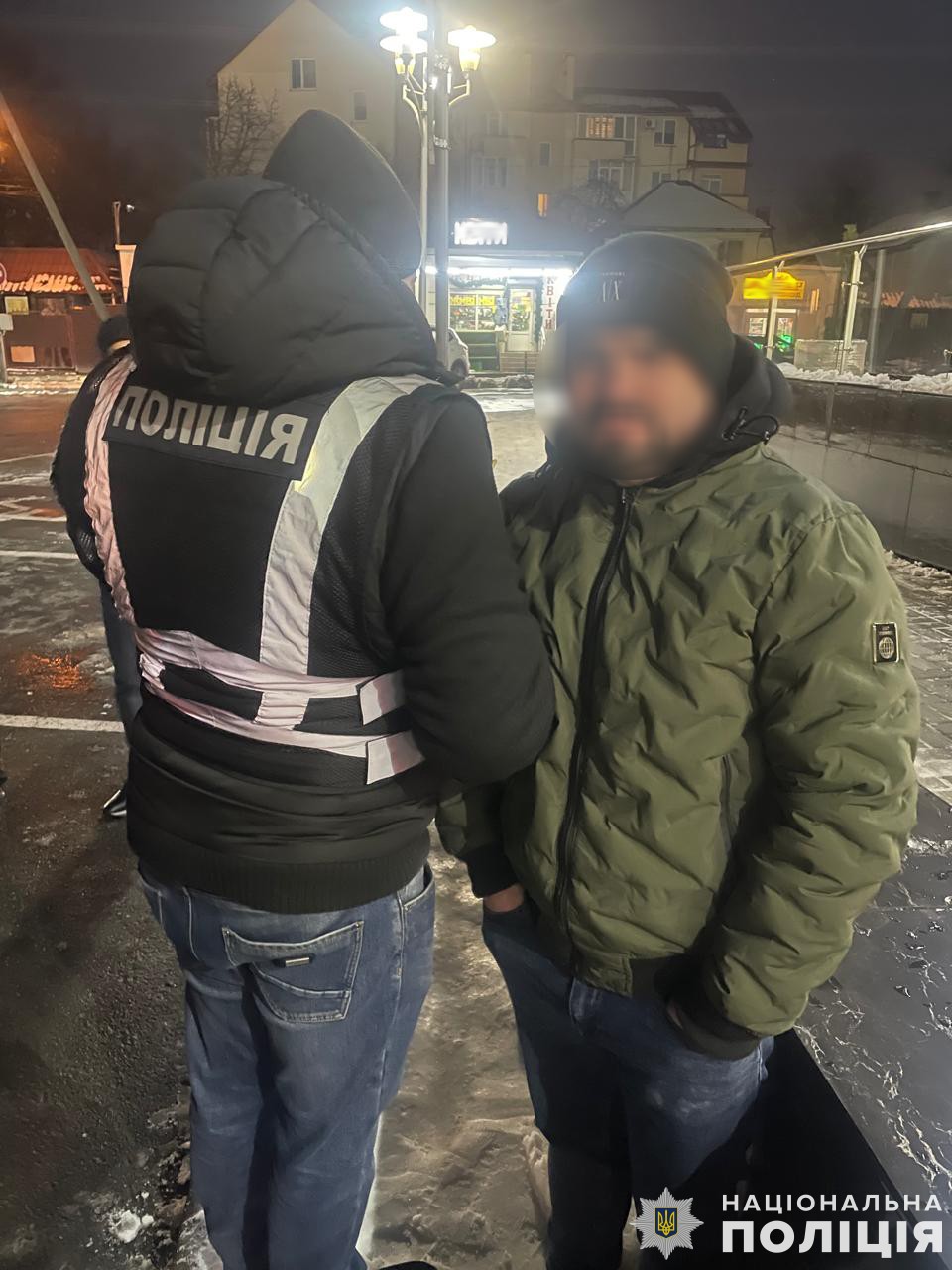 У Львові затримали чоловіка, який переправляв ухилянтів за кордон під виглядом IT-фахівців (фото)