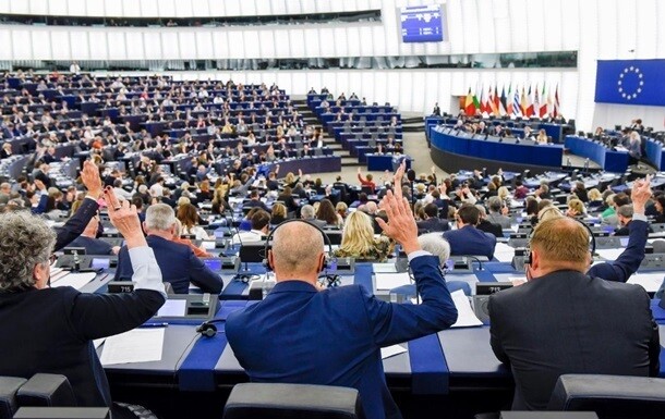 Європарламент прийняв заявку України на членство в Євросоюзі