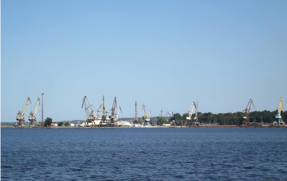 Україна закрила внутрішні води для російських торгових суден