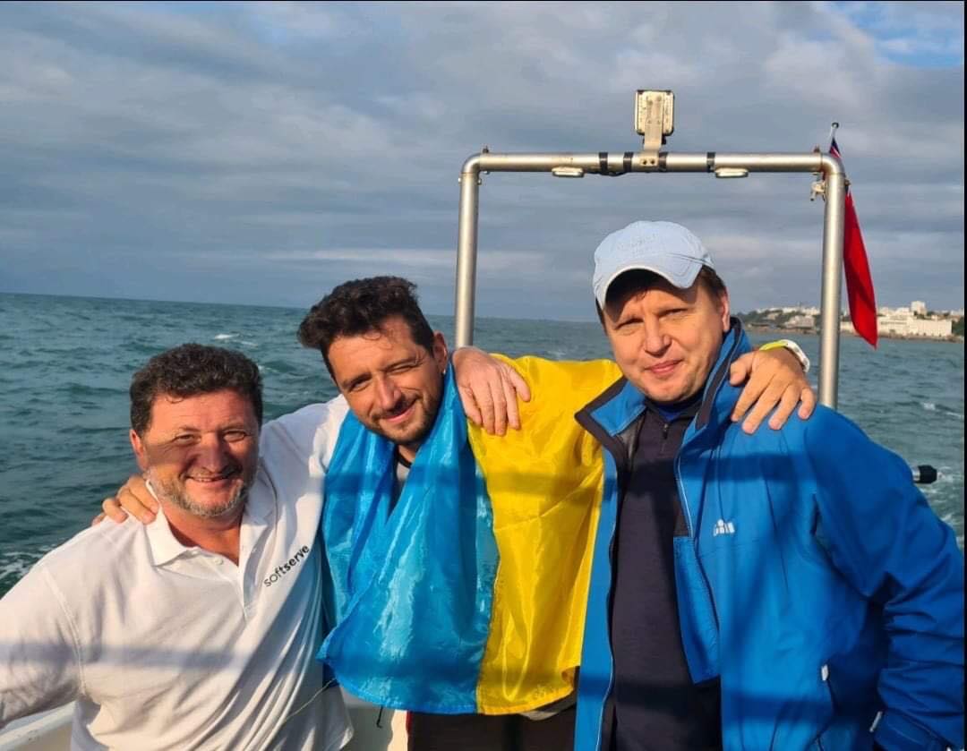 У темному холоді я лише бачив ліхтарики корабля і чув: «Давай!». Історія першого львів’янина, який переплив Ла-Манш