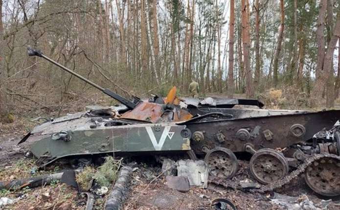 Ліквідували майже 500 окупантів, знищили 2 танки. Оновлені дані про втрати ворога