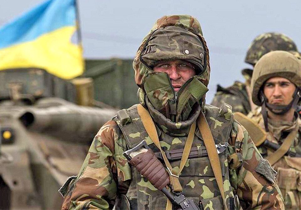 Українські військові відбили 10 атак на Донбасі. У трьох місцях тривають жорсткі бої