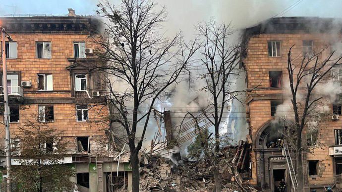 Ранок у Запоріжжі почався із ракетного обстрілу: вдарили С-300