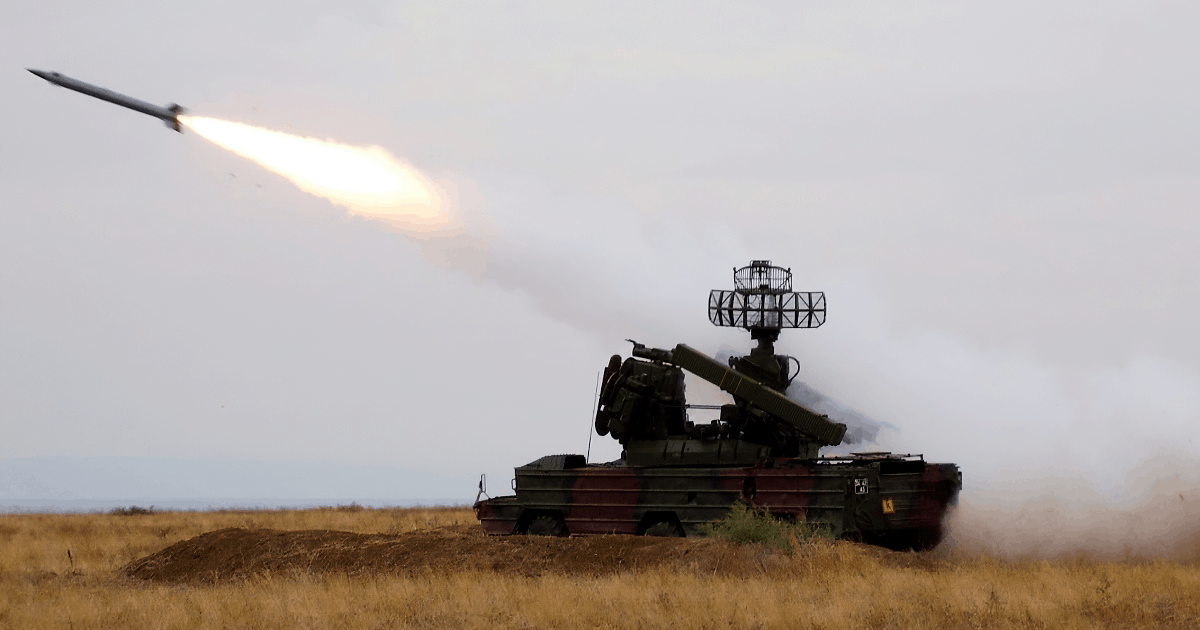 Вночі росіяни запустили по Україні майже сотню безпілотників: як відпрацювали сили ППО