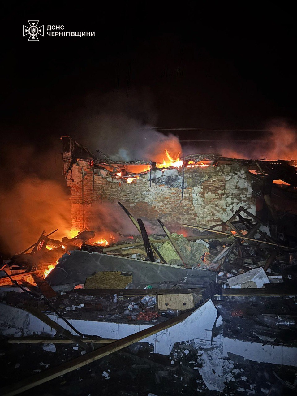 Росіяни повторно атакували рятувальників на Чернігівщині: фото наслідків