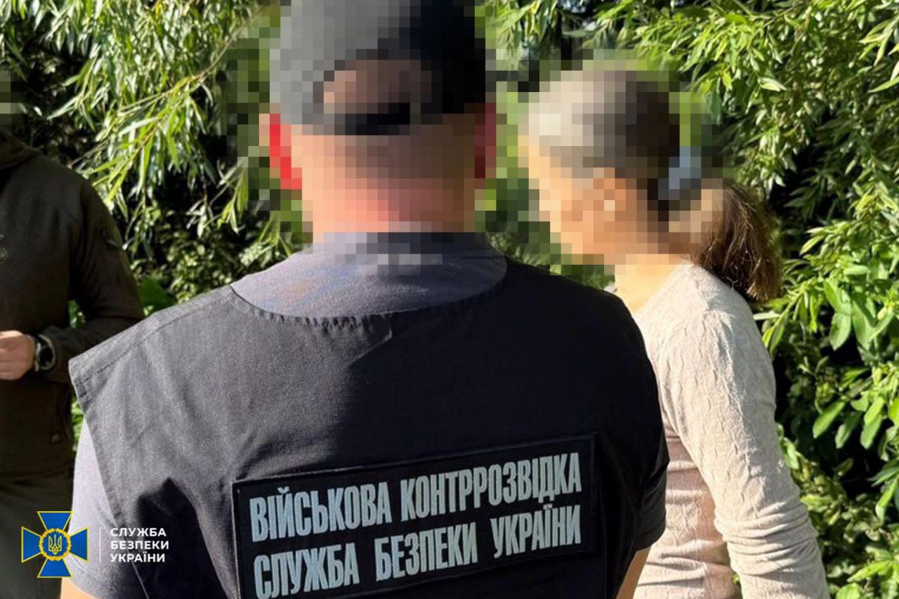 На Львівщині СБУ затримала російську агентку, яка шпигувала за аеродромами