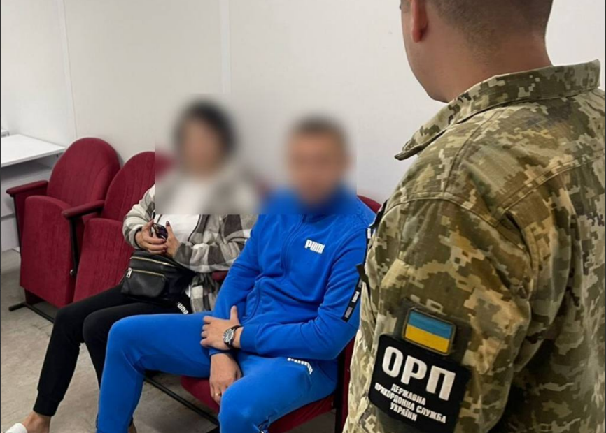 Прикинулись "молодятами": прикордонники затримала зятя і тещу, які намагались виїхати за кордон