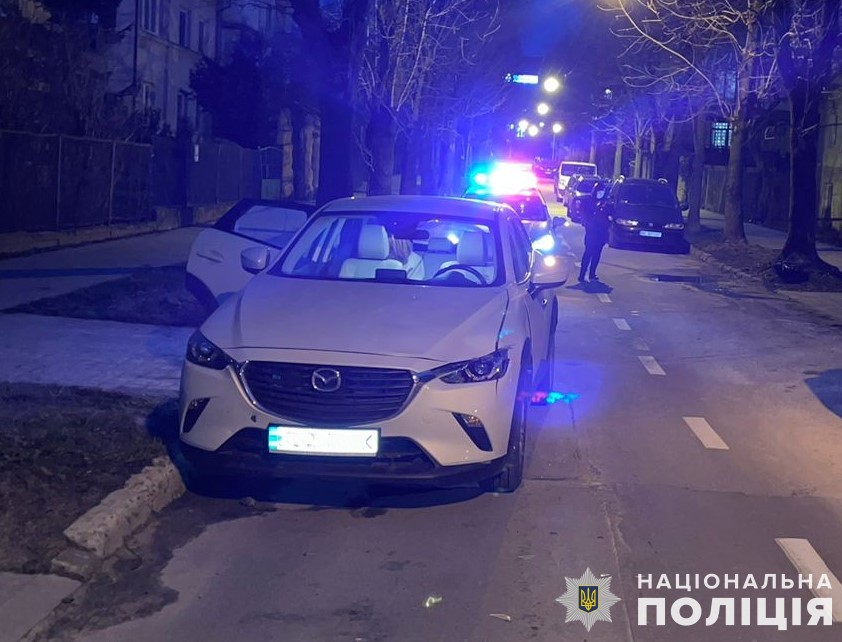 У Львові водійка «Mazda» збила двох жінок-пішоходів