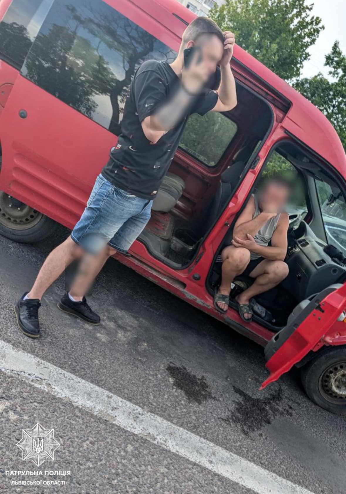 У Львові два водії у нетверезому стані пошкодили чотири автомобілі