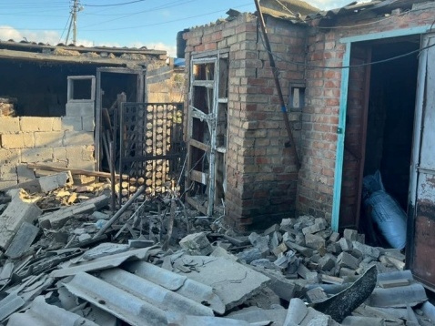Нікополь: росіяни запустили 11 дронів і атакували з артилерії, є постраждалі