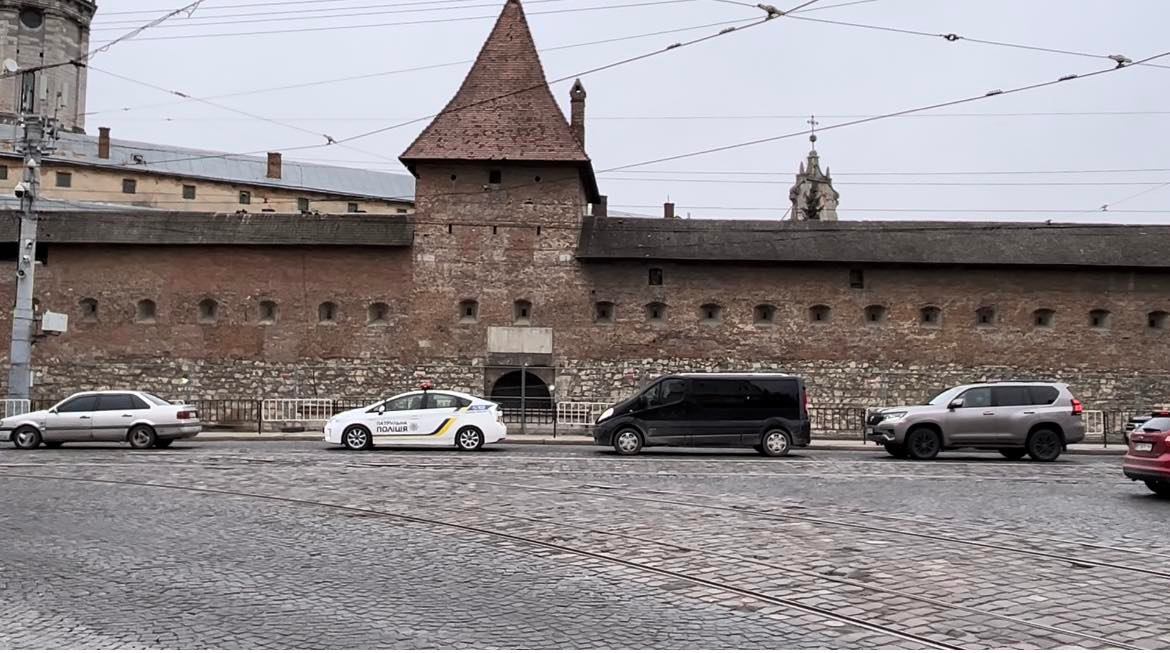 "Увага всім". У Львові протестували оповіщення населення