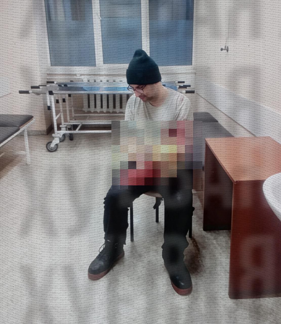 В Одесі чоловік намагався відрізати собі руку болгаркою, щоб не йти до ЗСУ
