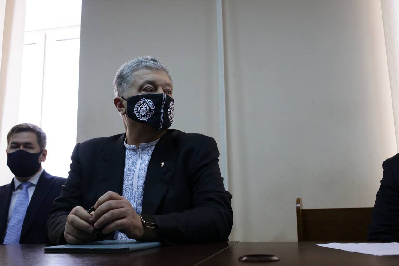 Суд розгляне апеляцію на запобіжний захід Порошенку. Відома дата