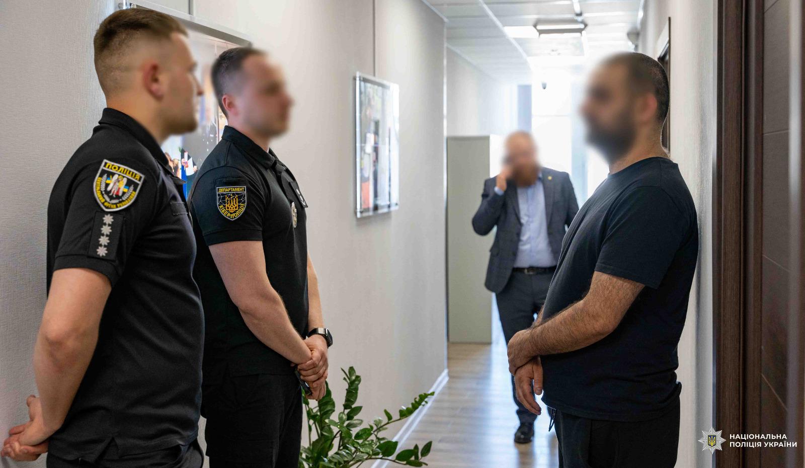 У Києві затримали одного з учасників хакерського угрупування, який перебував у розшуку ФБР