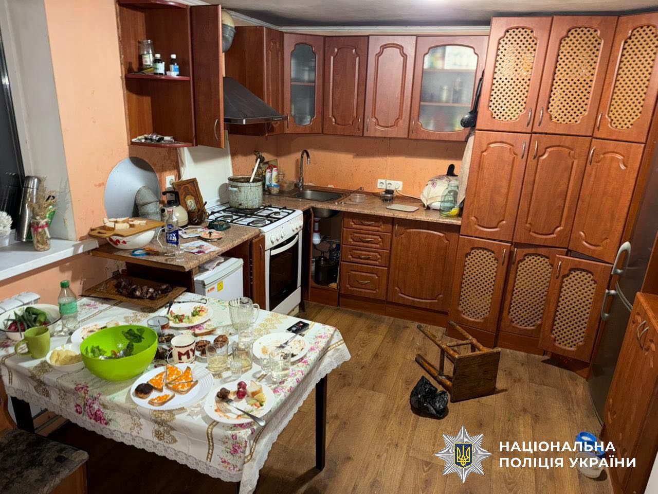 На Київщині батько побив 7-річного сина до втрати свідомості: дитина у лікарні