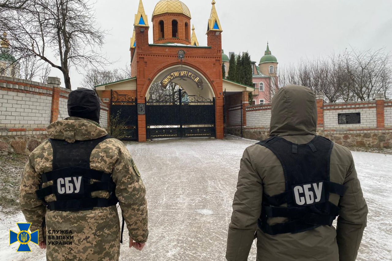 СБУ прийшла з перевірками у московські церкви і монастирі ще у трьох областях