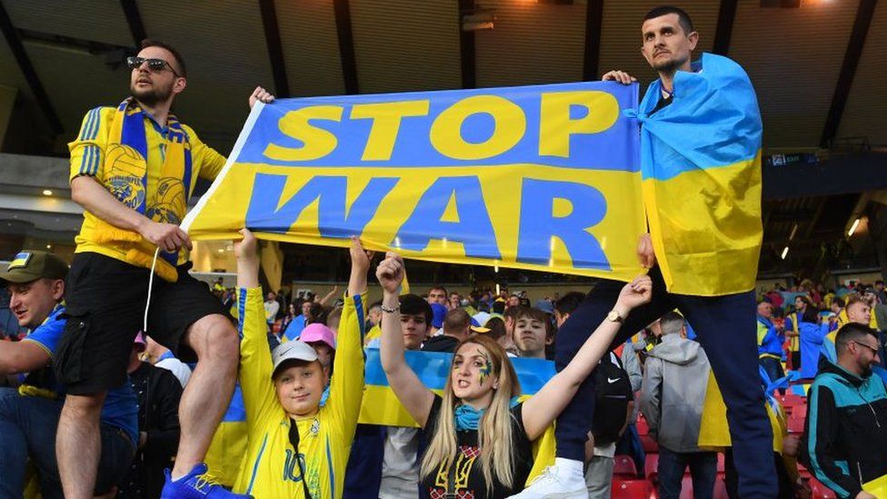Українські біженці у Великій Британії отримають безкоштовні квитки на матч збірної