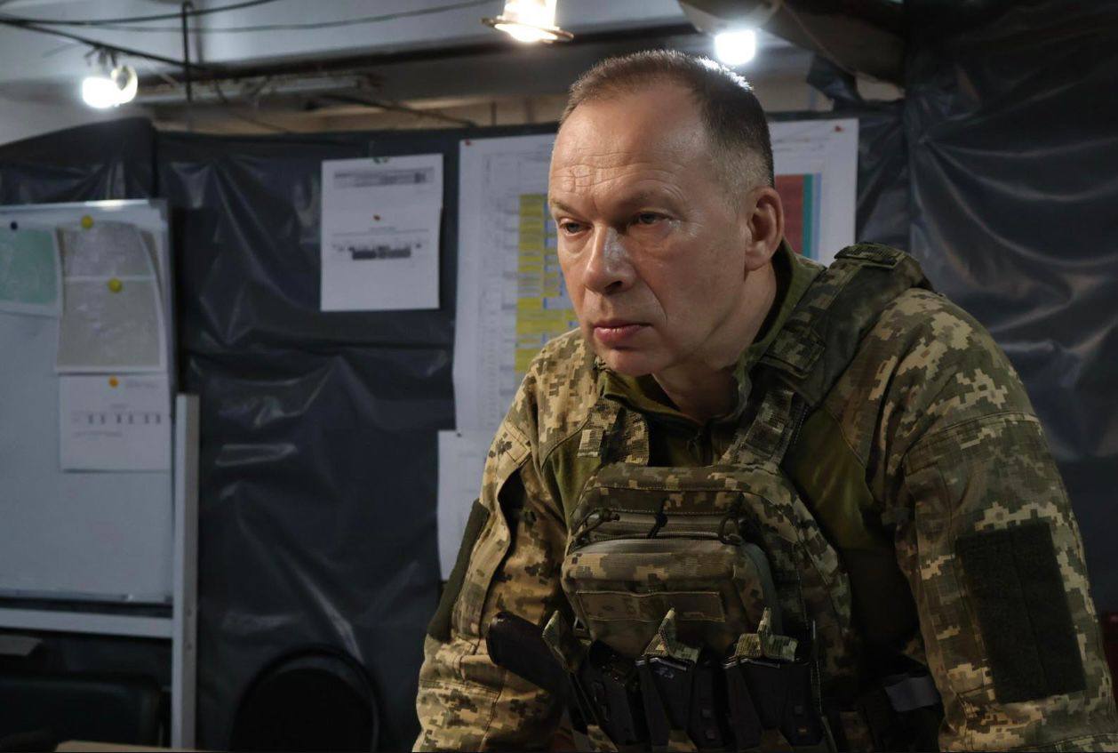 Як щурі в мишоловці. Сирський прокоментував ситуацію в Бахмуті