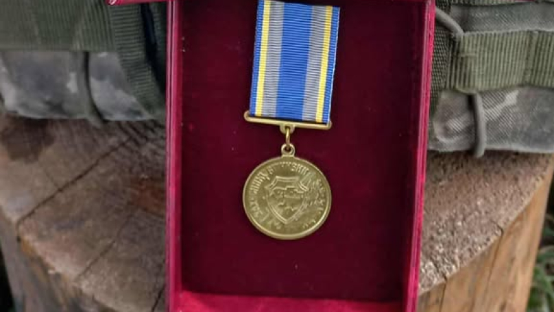 Двох захисників зі Стрийщини відзначили медаллю та хрестом (фото)