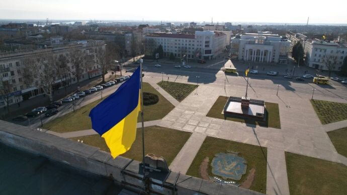 Військові РФ обстріляли Херсон. Вдарили по цивільній інфраструктурі