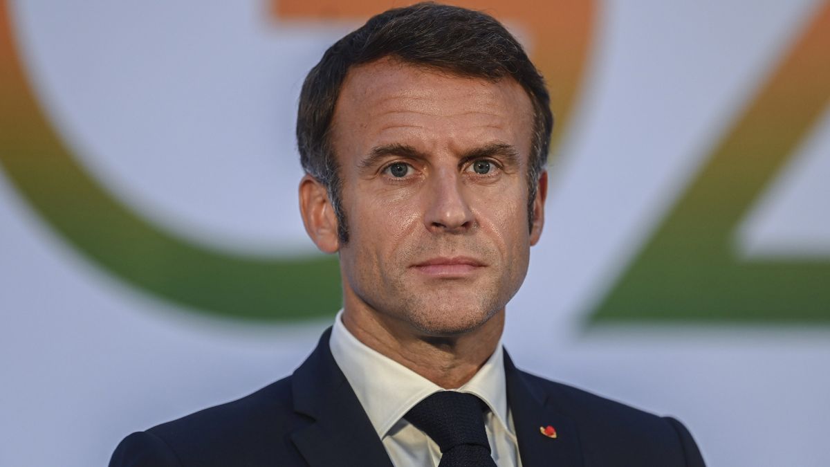 Макрон прокоментував пропозицію Путіна щодо переговорів з Україною в Стамбулі