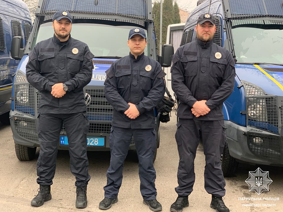 Львівські поліцейські врятували молоду львів’янку від самогубства
