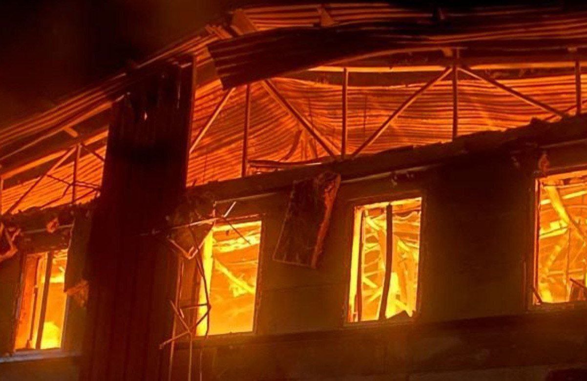 Нічна атака ворожими безпілотниками по Кривому Рогу: наслідки