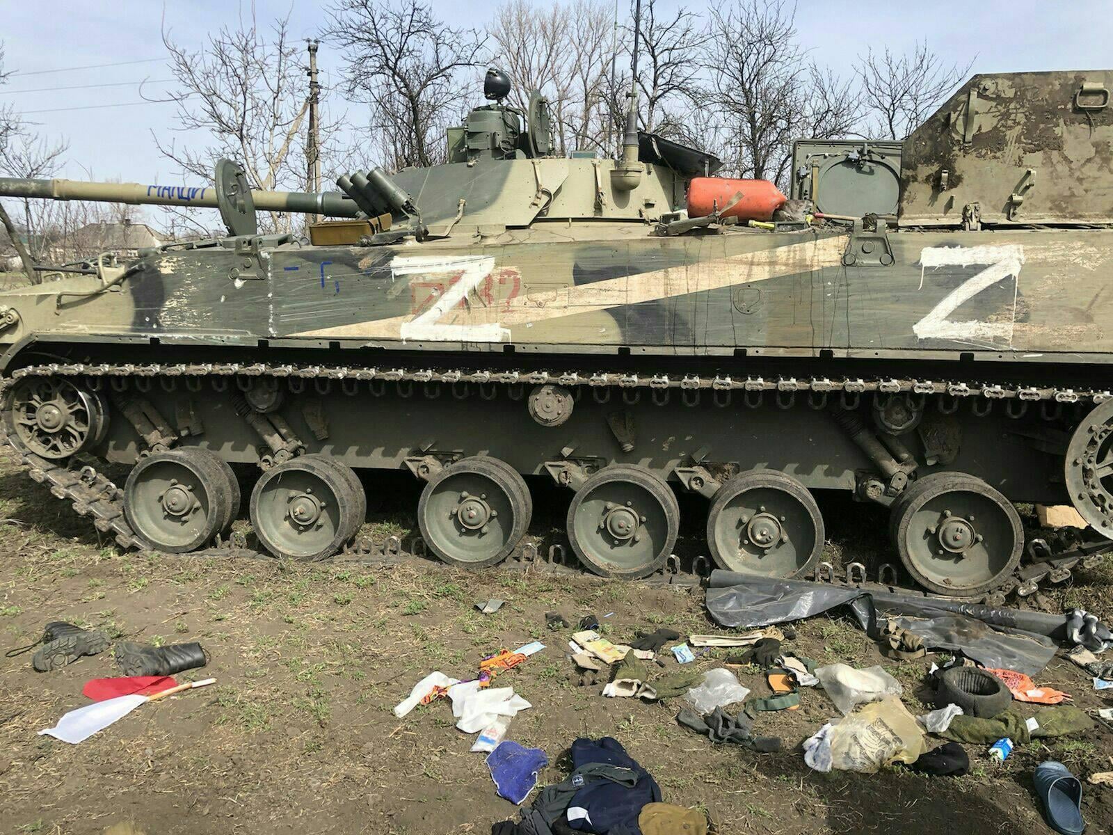 Відбили 6 атак, збили 2 літаки. Українські військові відбивають атаки ворога на Донбасі