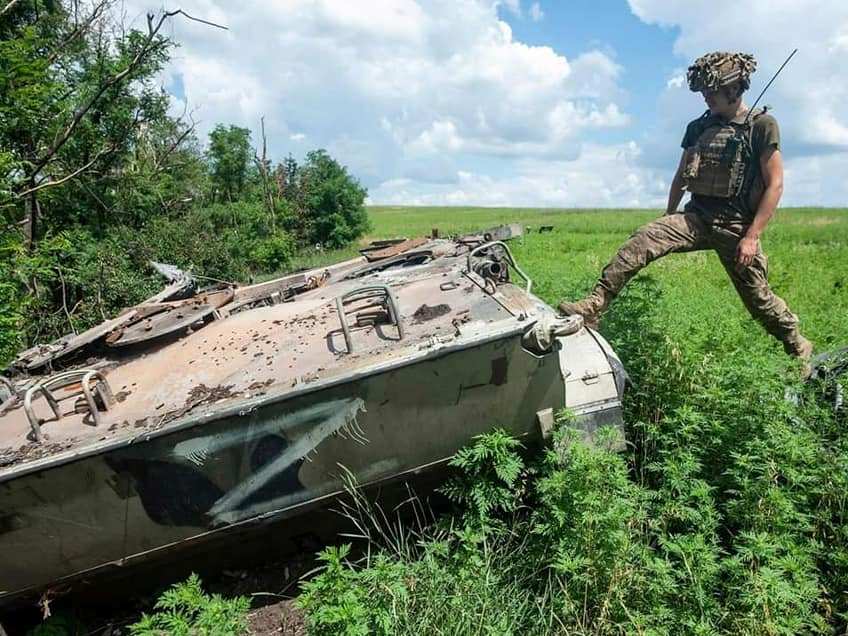 Українські воїни відбили ворожий штурм в напрямку Мар’їнки та Лозового – Генштаб ЗСУ