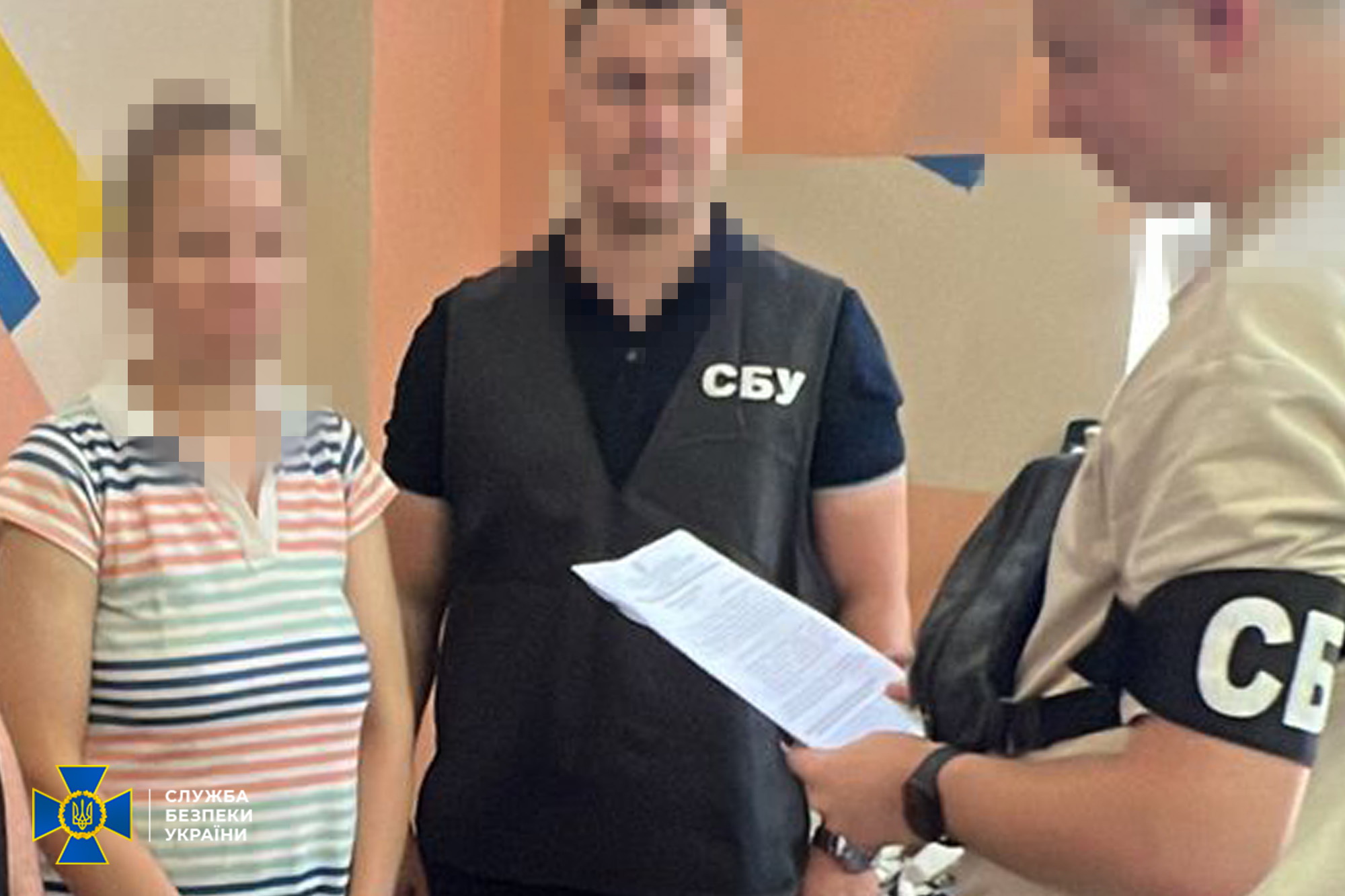 «Працювали» на Луганщині та Харківщині: СБУ затримала двох колаборанток