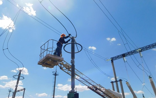 У трьох областях України можливі відключення світла – «Укренерго»